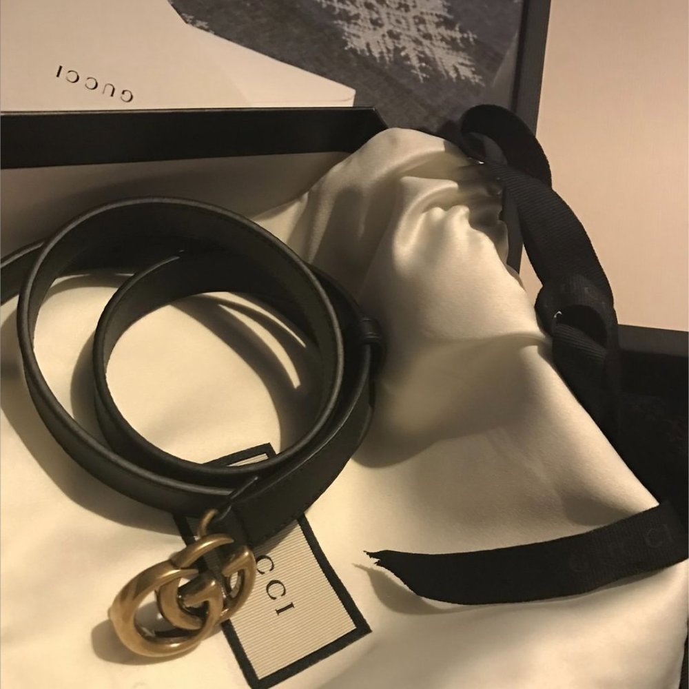 Black Gucci Marmont belt in Size 85